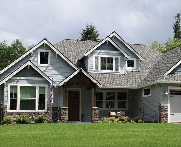 Oregon home with new asphalt shingles