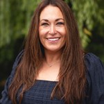 Danielle: roofing front desk receptionist in portland